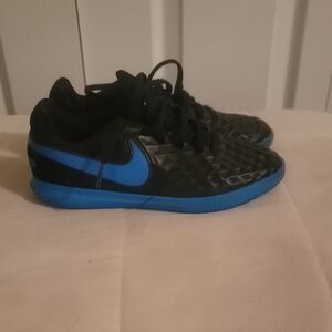 Nike Kids' Black and Blue Sneakers